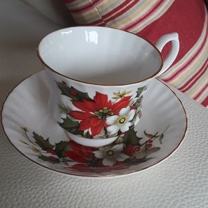 ⭐RARE⭐♥️ANTIQUE♥️Bluebird Fine Bone China Christmas Tea set